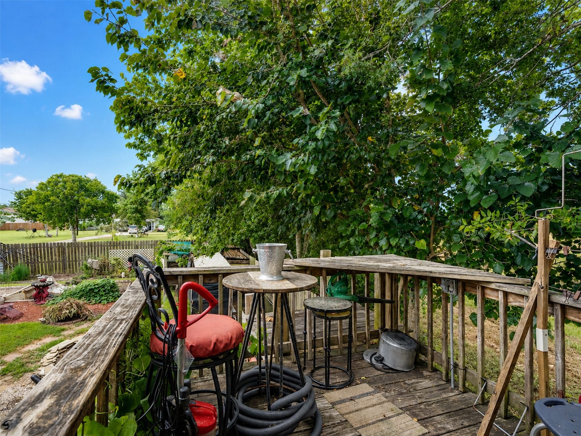2616 Avenue H, Dickinson, TX 77539 2616 Avenue H, Dickinson, TX 77539