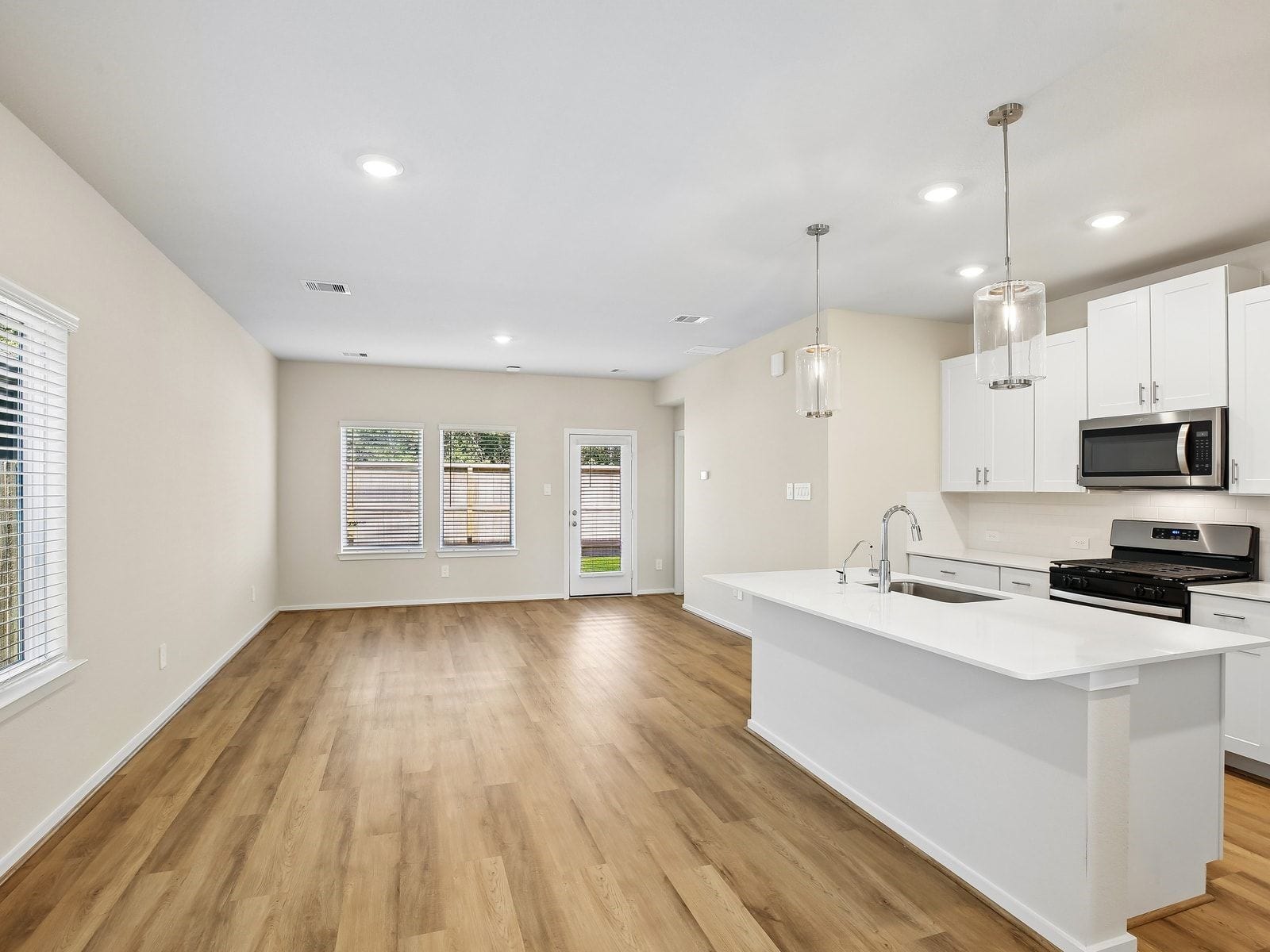 2530 Paloverde Canyon Court, Crosby, TX 77532 2530 Paloverde Canyon Court, Crosby, TX 77532