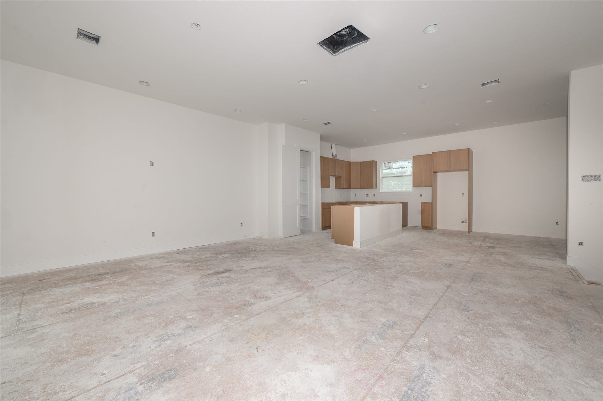 Open floor plan living room and kitchen