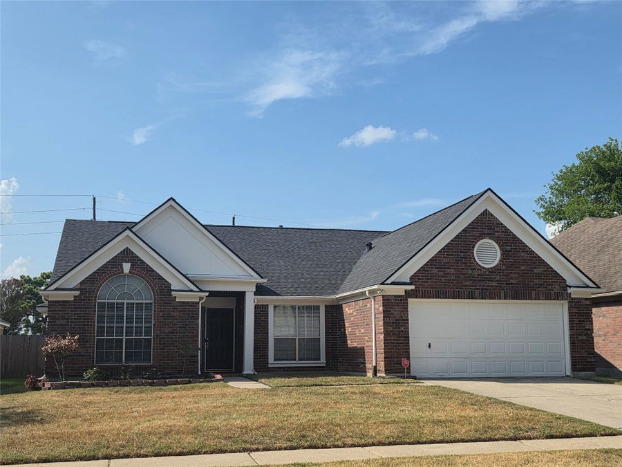 Property photo for 7127 Oak Walk Drive, Humble, TX