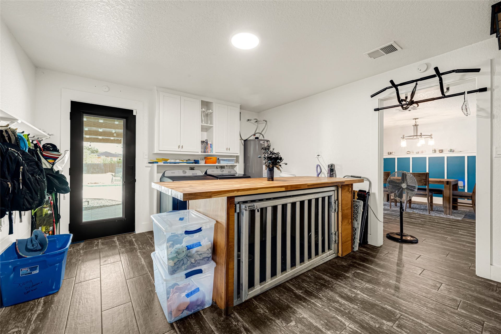 302 County Road 893A, Angleton, TX 77515