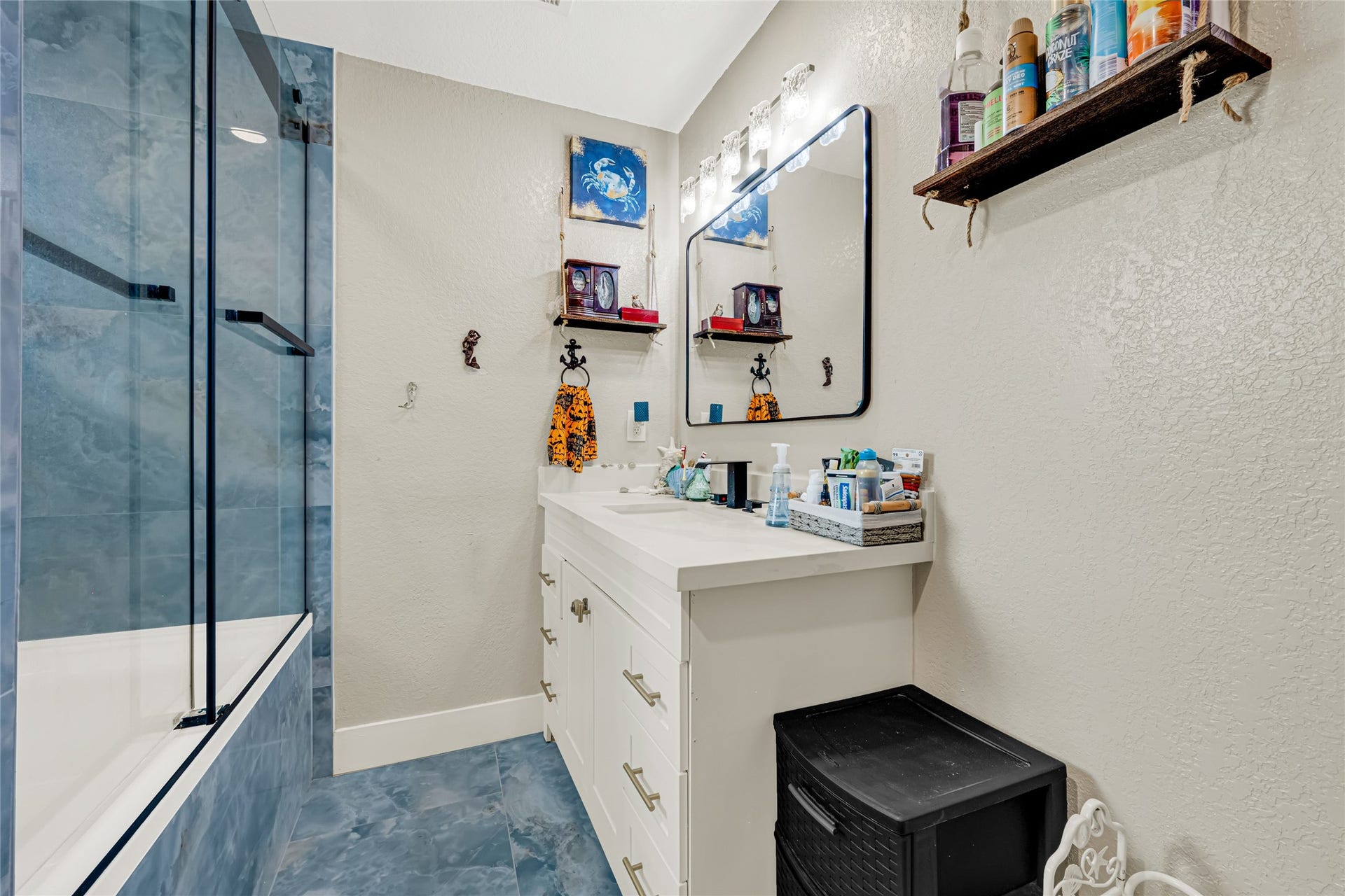 302 County Road 893A, Angleton, TX 77515