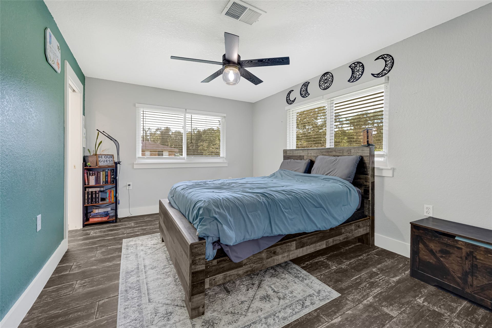 302 County Road 893A, Angleton, TX 77515