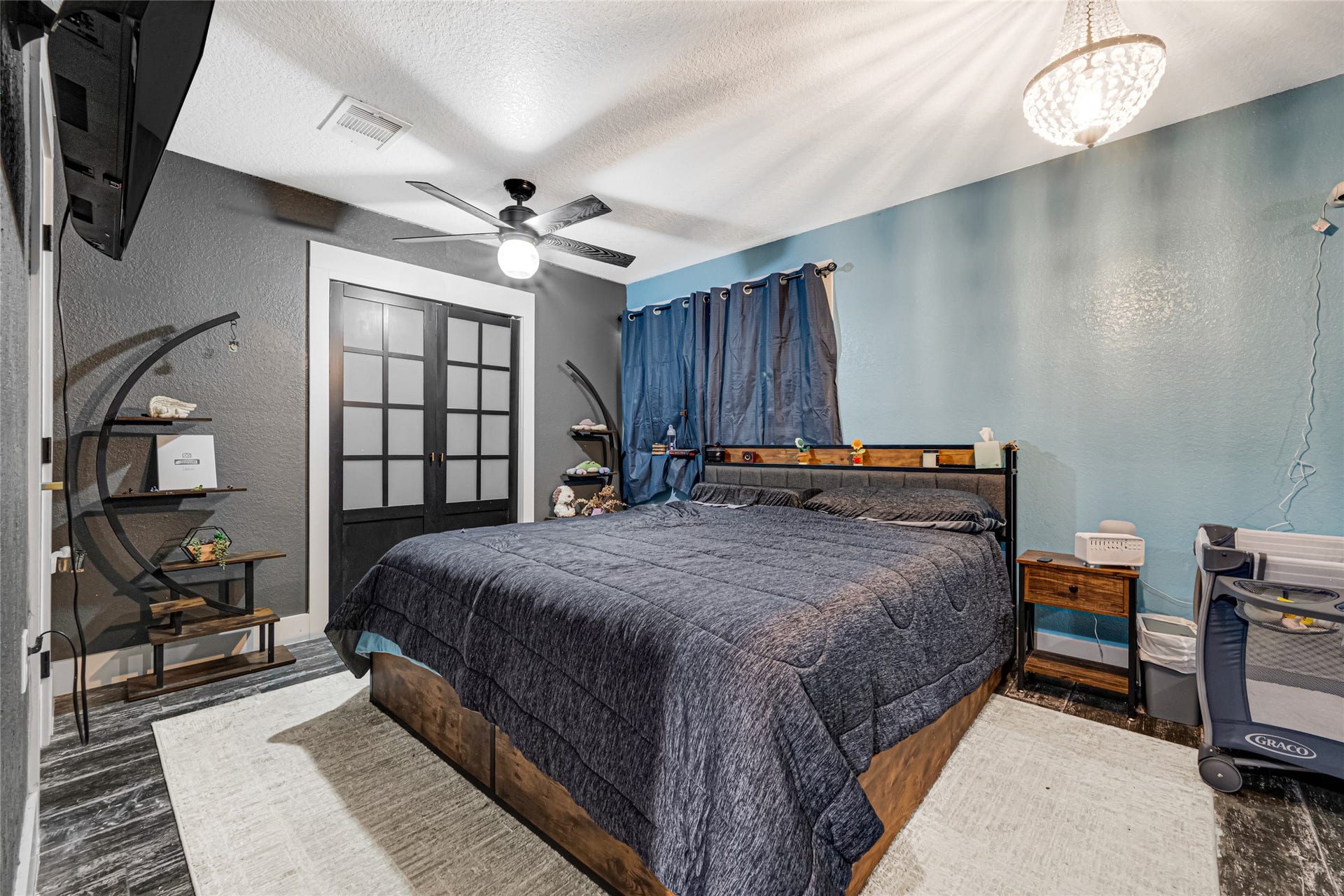 302 County Road 893A, Angleton, TX 77515