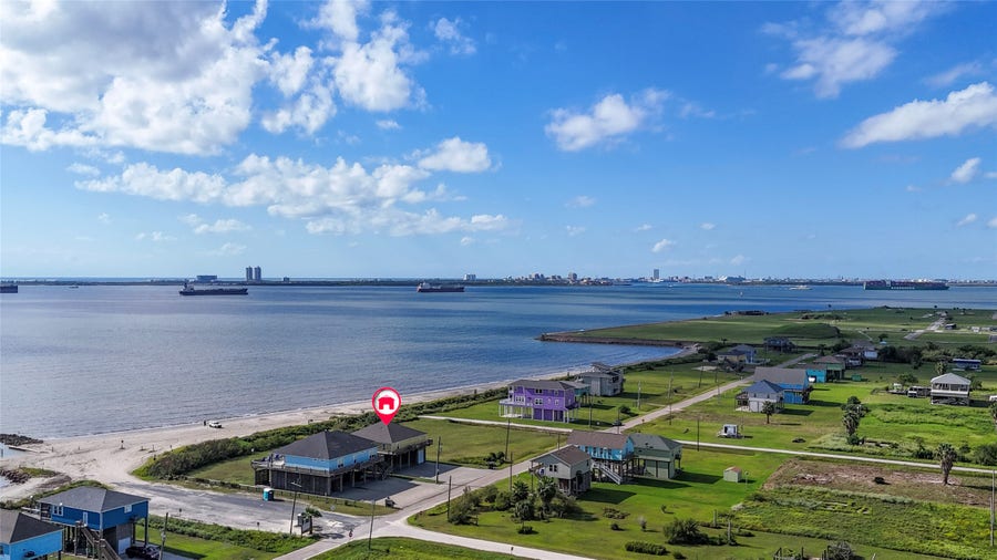 Property photo for 1508 Galveston Avenue, Port Bolivar, TX