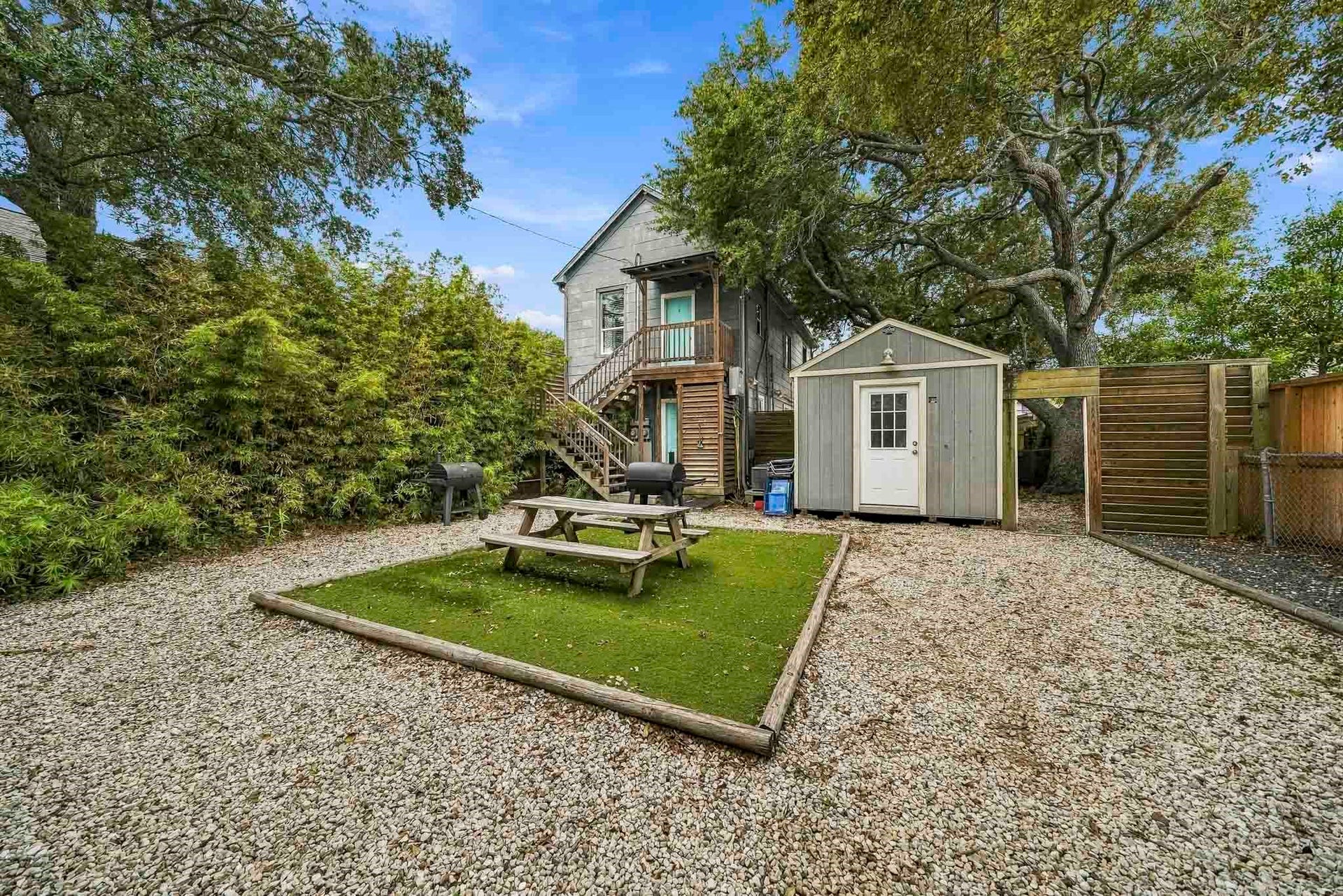 2511 Bernardo De Galvez Avenue, Galveston, TX 77550 Courtyard in between facing front house