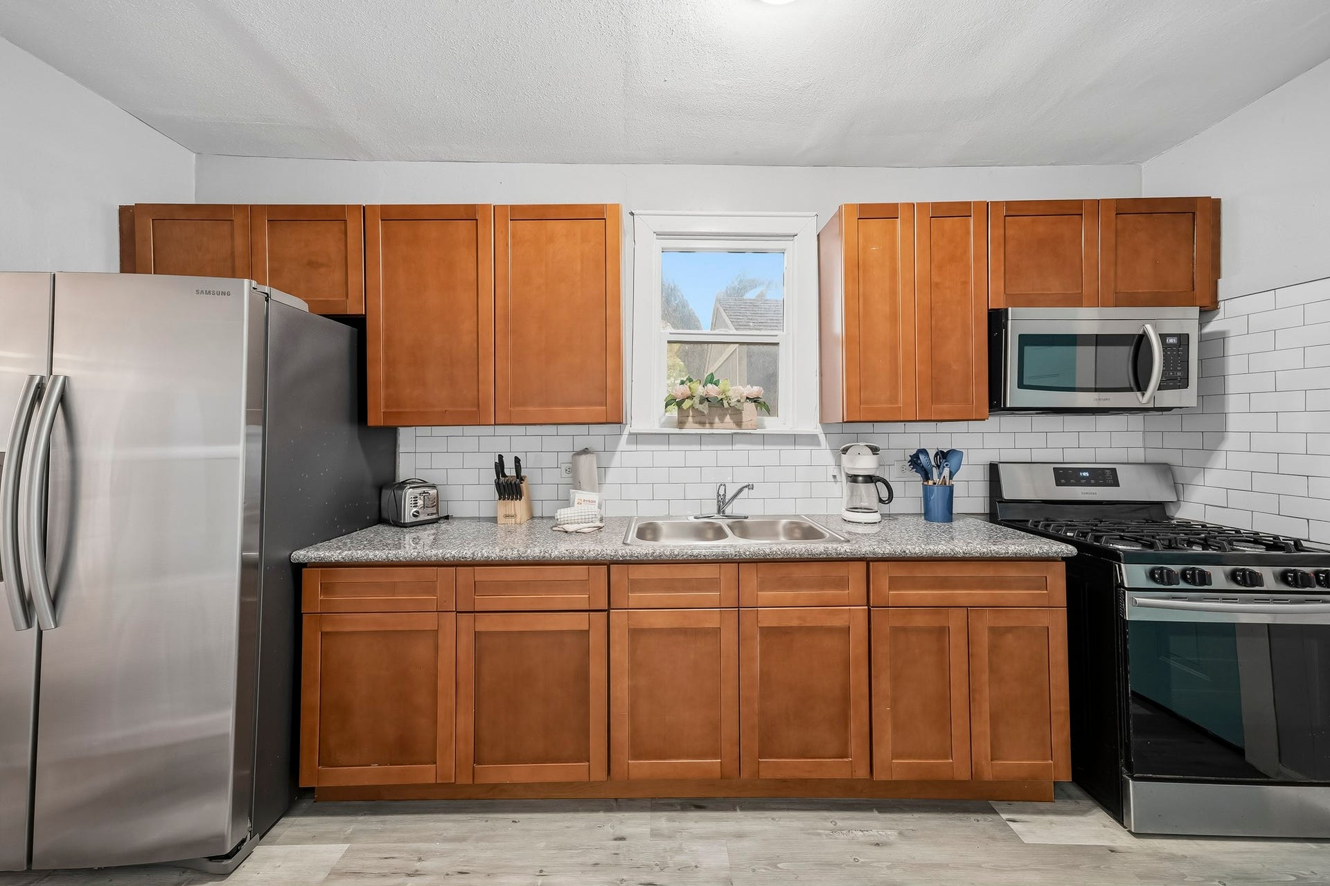 2511 Bernardo De Galvez Avenue, Galveston, TX 77550 2511 Bernardo De Galvez Avenue, Galveston, TX 77550