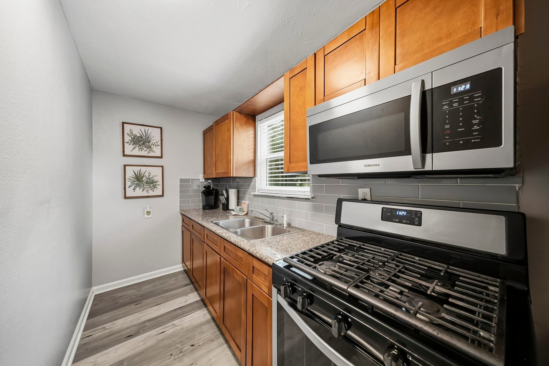 2511 Bernardo De Galvez Avenue, Galveston, TX 77550 2511 Bernardo De Galvez Avenue, Galveston, TX 77550
