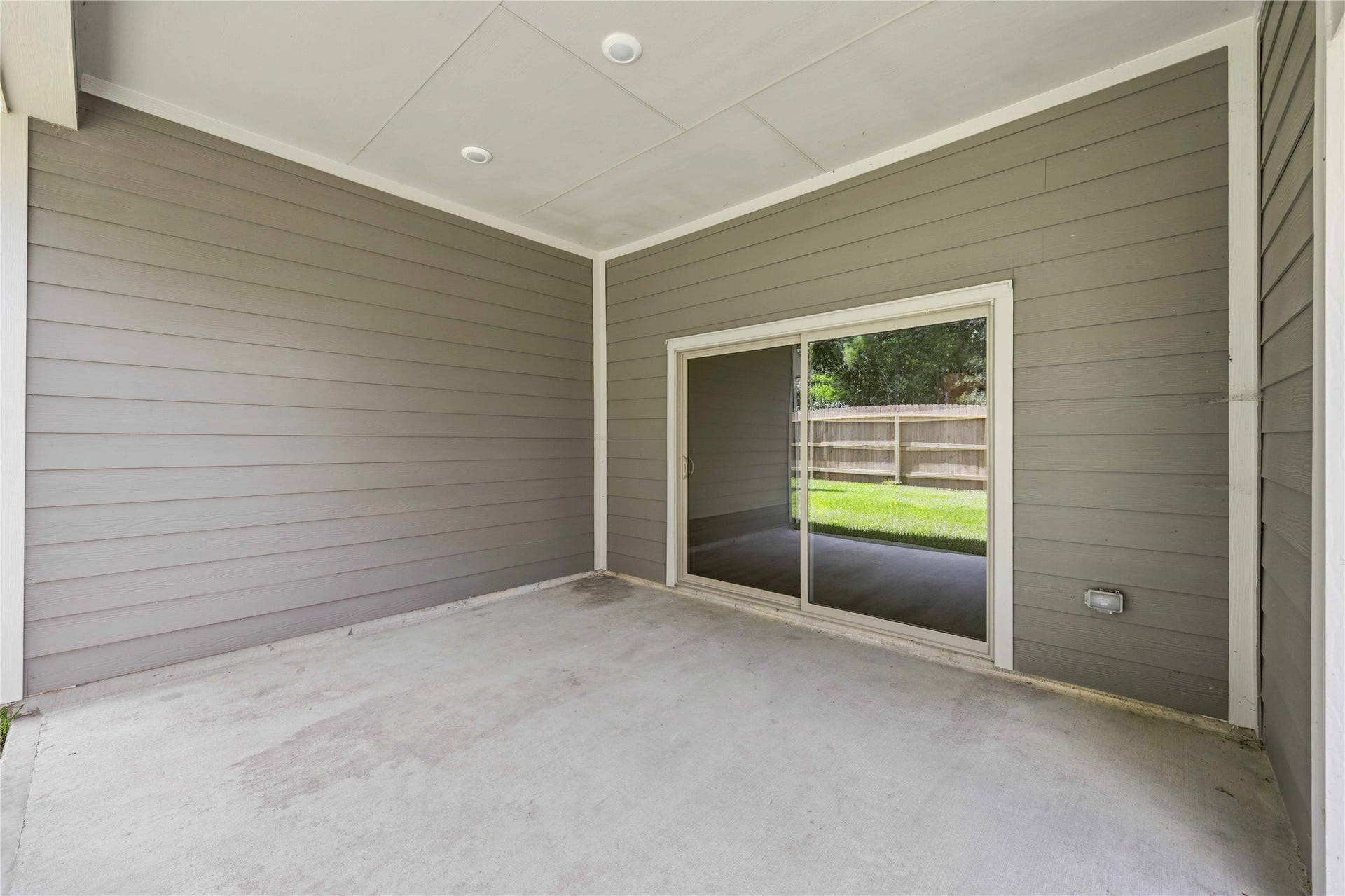 2834 River Juniper Lane, Crosby, TX 77532 2834 River Juniper Lane, Crosby, TX 77532