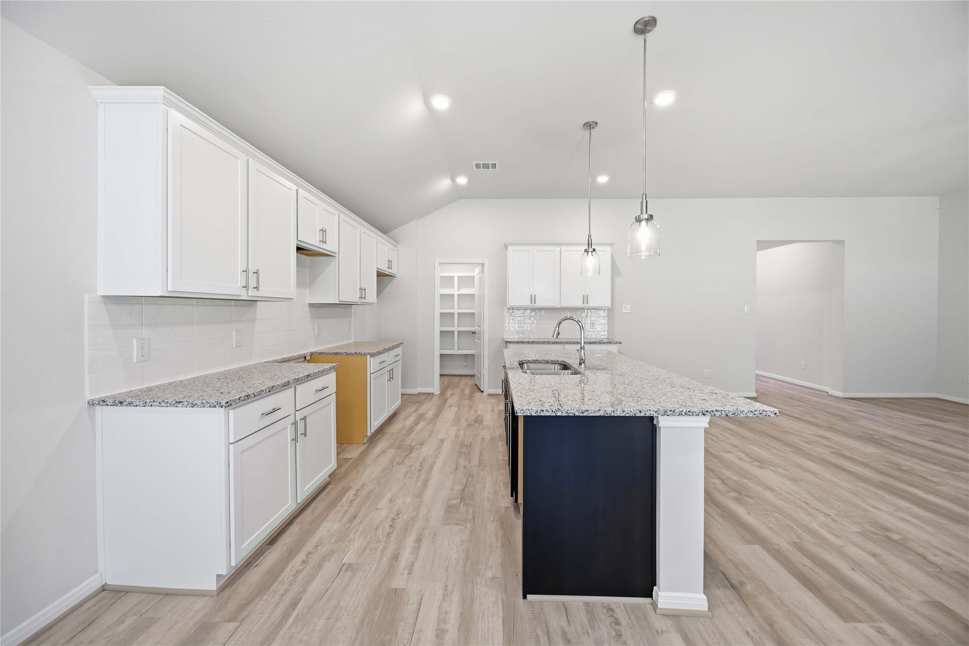 2834 River Juniper Lane, Crosby, TX 77532 2834 River Juniper Lane, Crosby, TX 77532