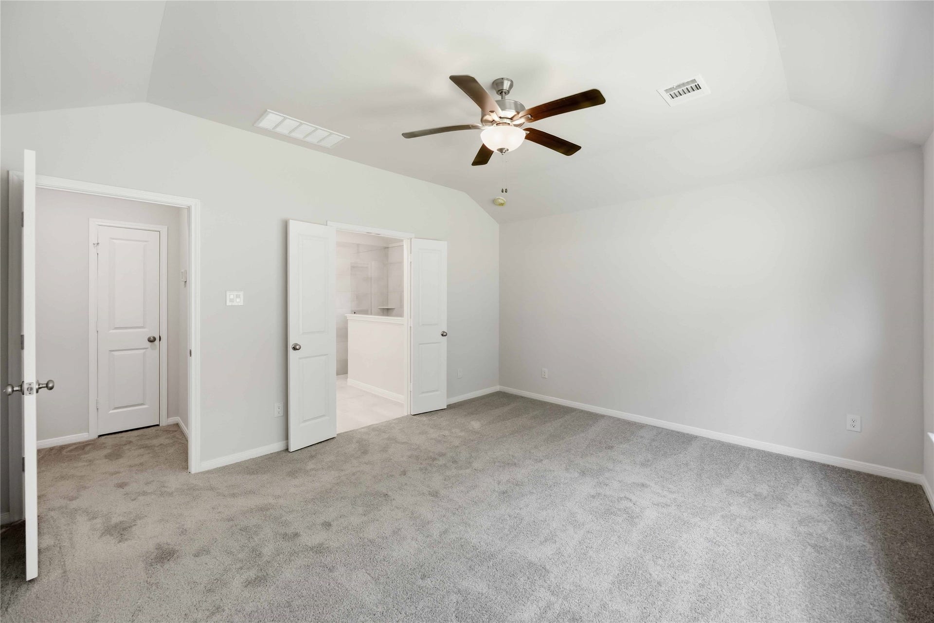2834 River Juniper Lane, Crosby, TX 77532 2834 River Juniper Lane, Crosby, TX 77532