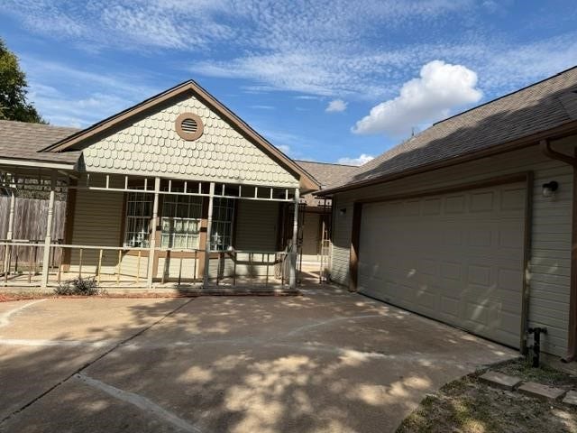 12010 Greenglade, Houston, TX 77099 12010 Greenglade, Houston, TX 77099