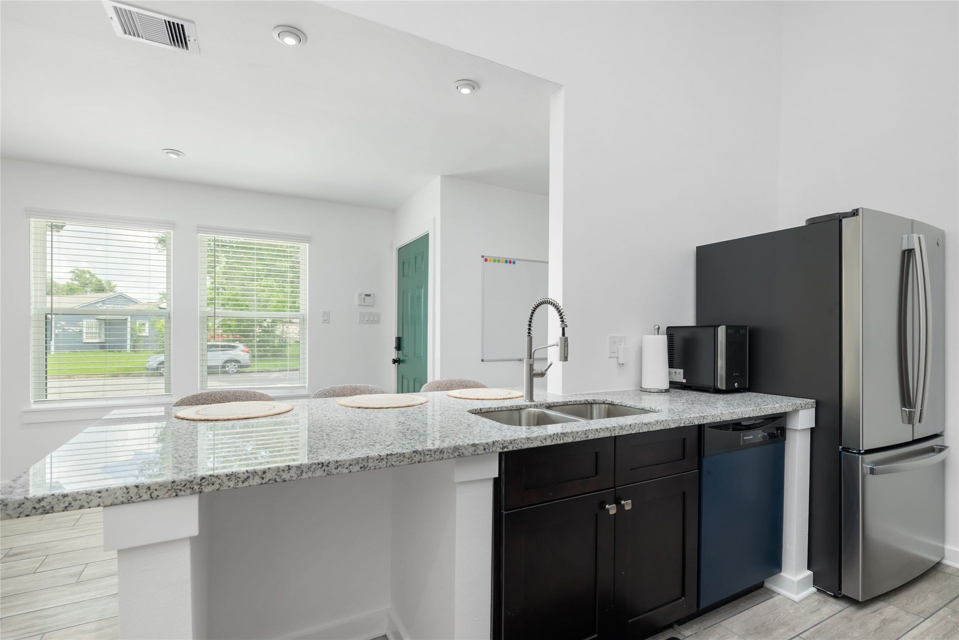 6004 Bois D Arc Street, #B, Houston, TX 77087