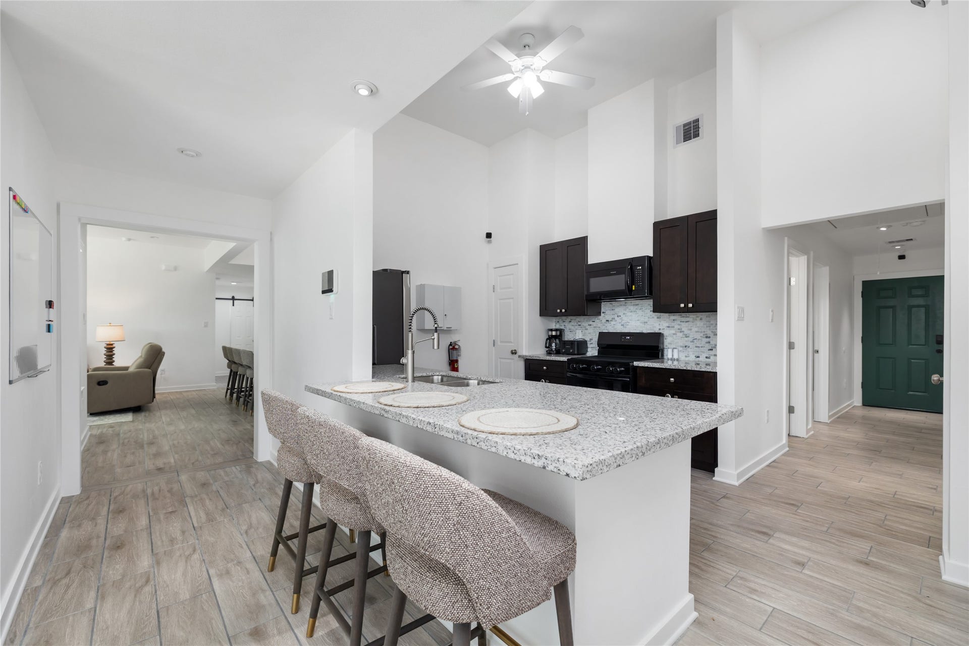 6004 Bois D Arc Street, #B, Houston, TX 77087