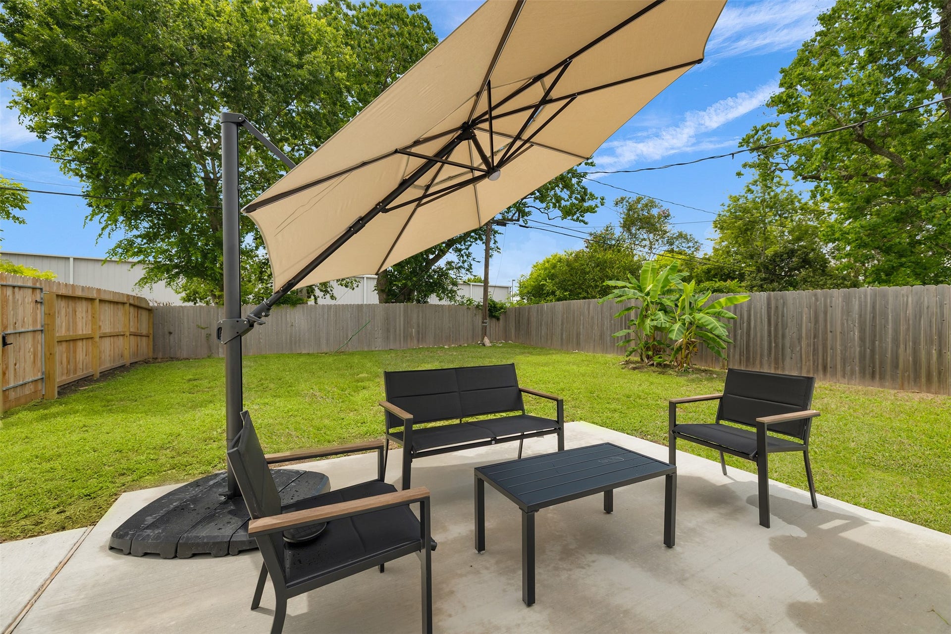 6004 Bois D Arc Street, #B, Houston, TX 77087