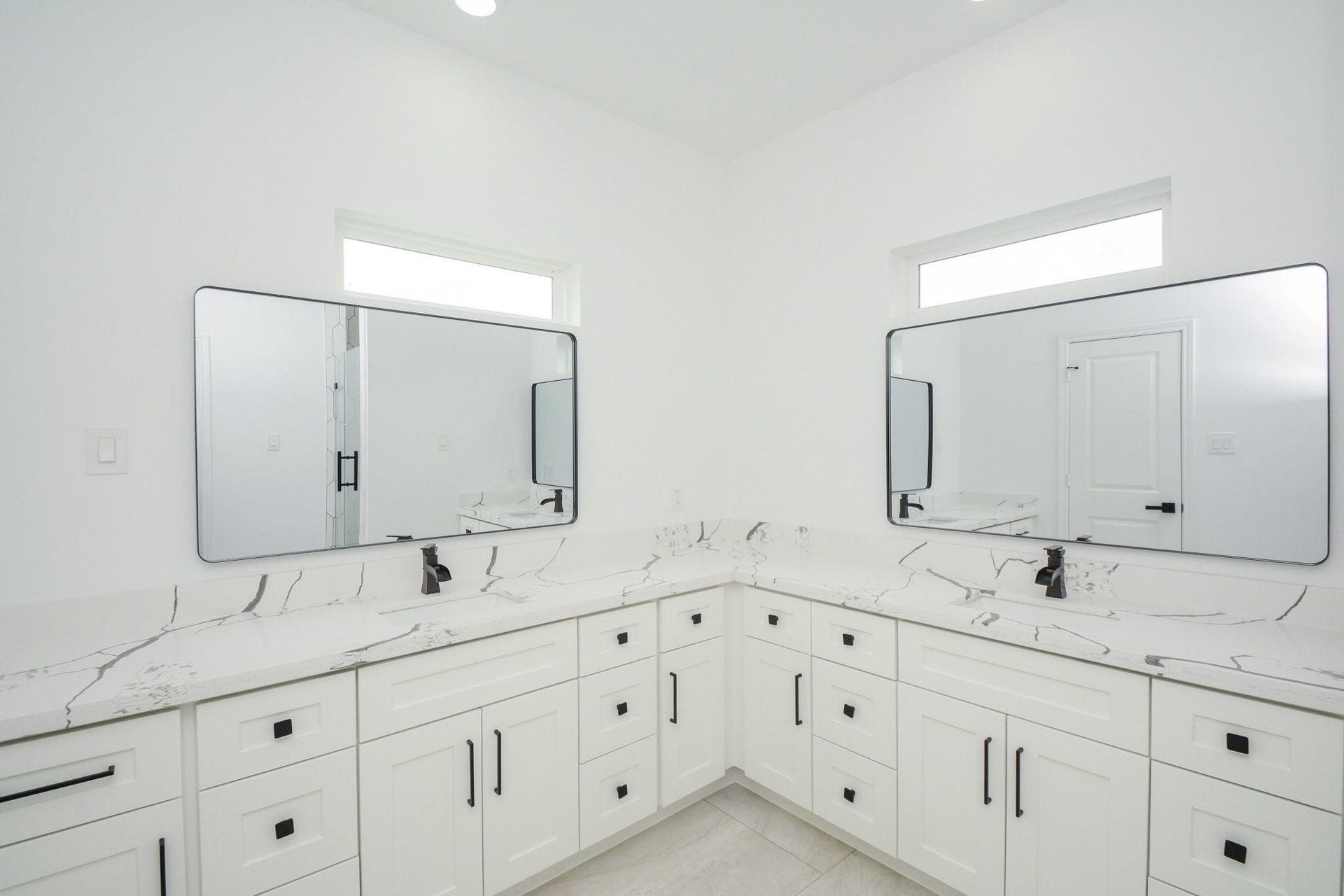 1415 E 35th Street, Houston, TX 77022 1415 E 35th Street, Houston, TX 77022