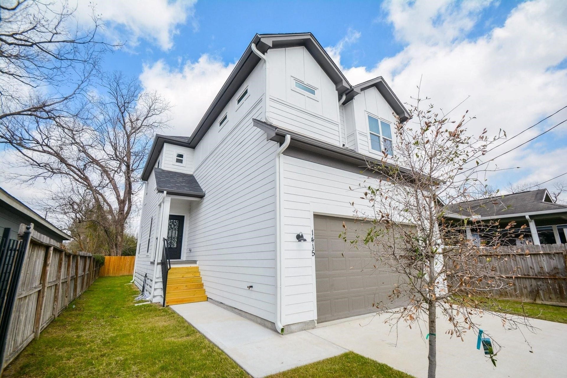 1415 E 35th Street, Houston, TX 77022 1415 E 35th Street, Houston, TX 77022
