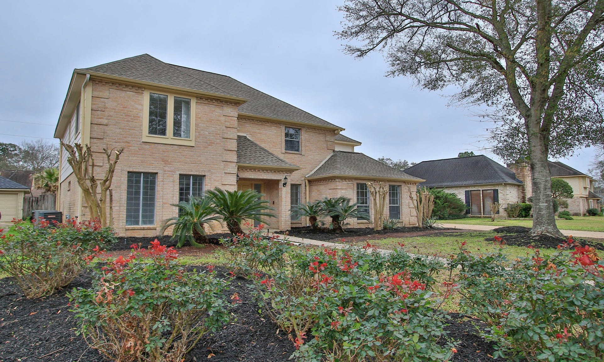 3515 Stoney Oak Drive, Houston, TX 77068 The spring flowers here will look amazing!