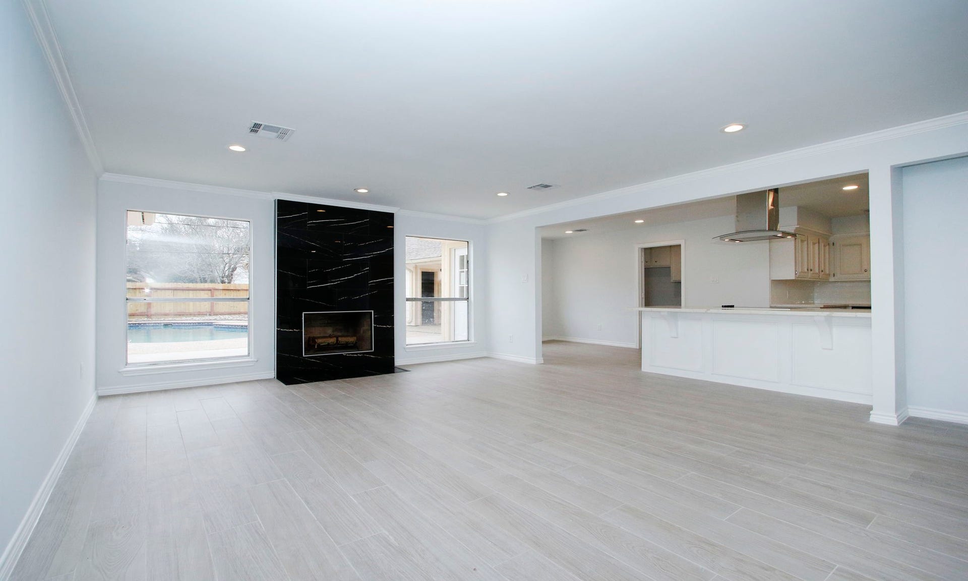 3515 Stoney Oak Drive, Houston, TX 77068 Living room and kitchen