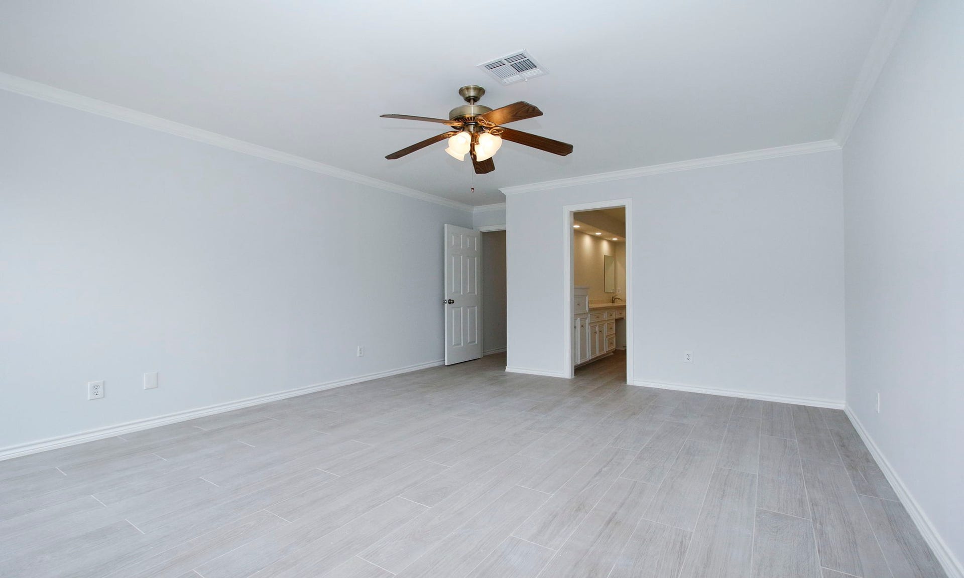 3515 Stoney Oak Drive, Houston, TX 77068 Primary bedroom
