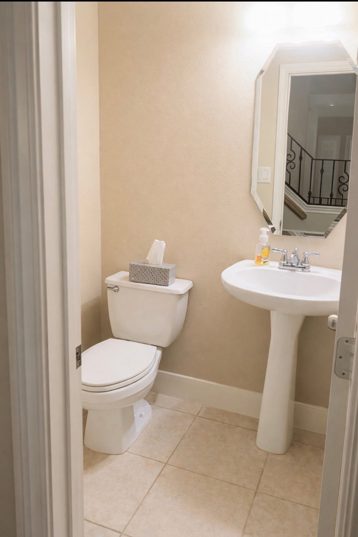 1012 Studer Street, Houston, TX 77007