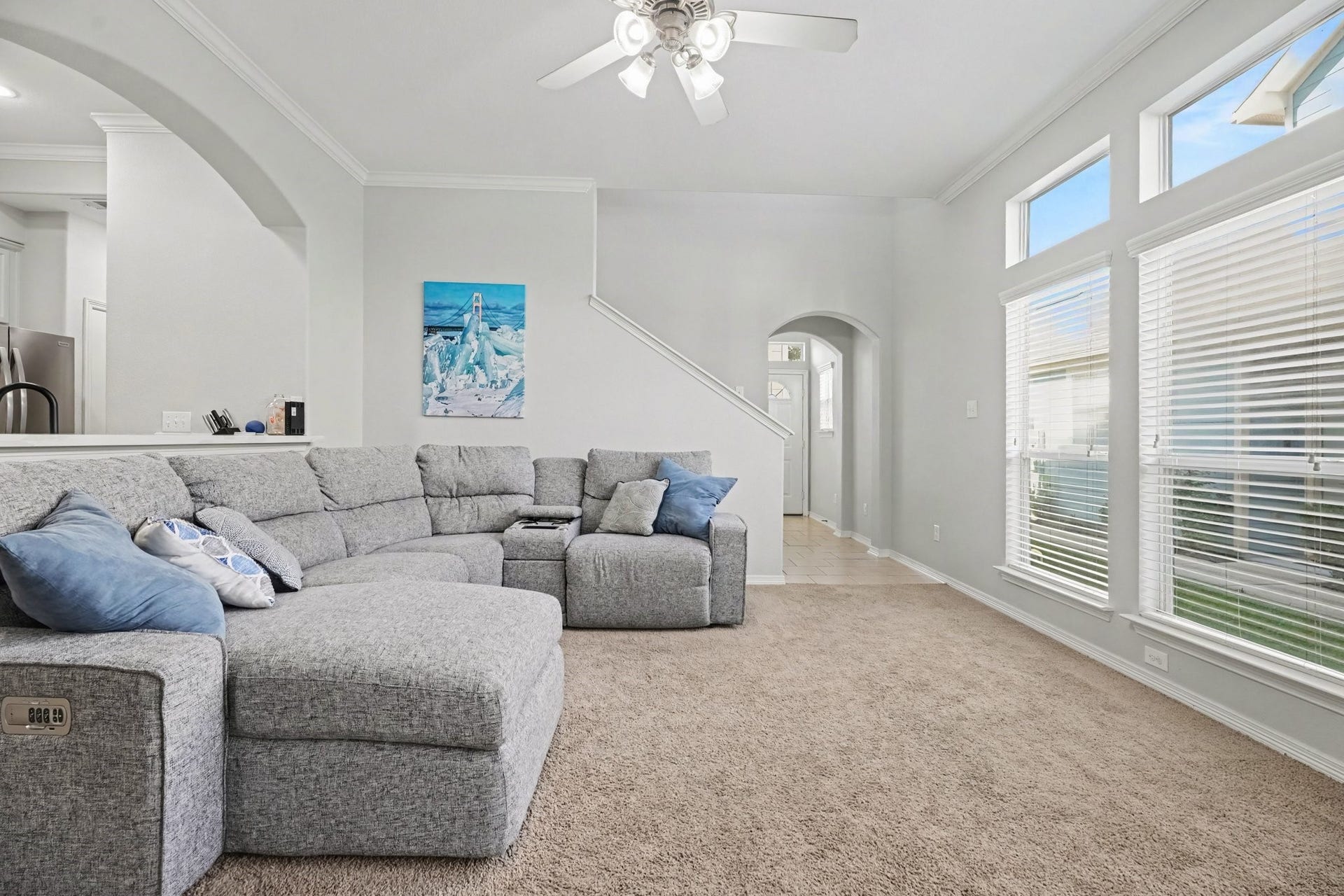 2804 Sand Dune Drive, Seabrook, TX 77586 Tons of natural light throughout the entire home.