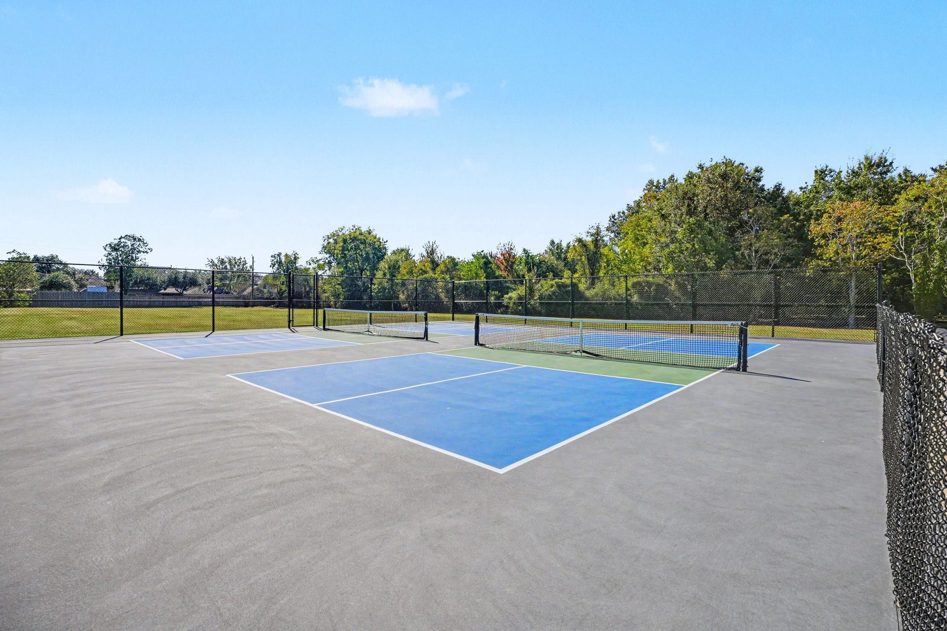 2804 Sand Dune Drive, Seabrook, TX 77586 Pickle Ball & Tennis courts located across the street.