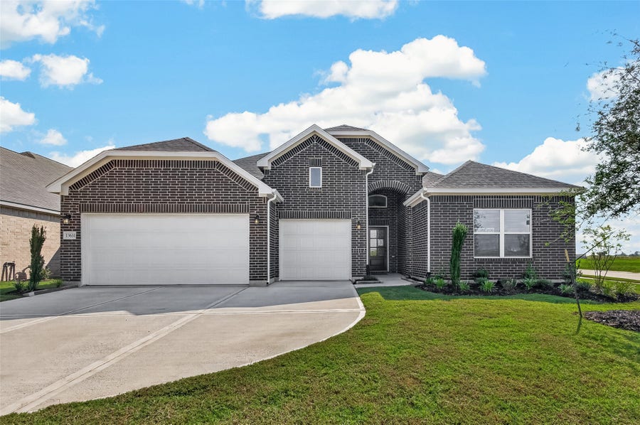 Property photo for 13631 Lago Vista Drive, Iowa Colony, TX