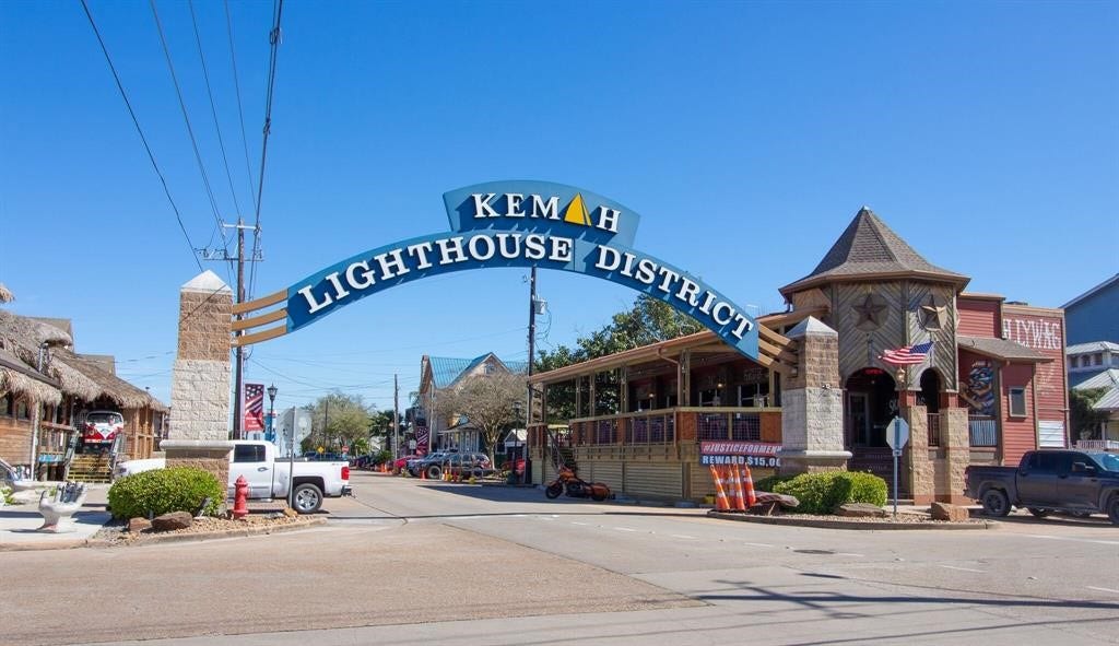1818 - 1820 Todville Road, Seabrook, TX 77586 1818 - 1820 Todville Road, Seabrook, TX 77586
