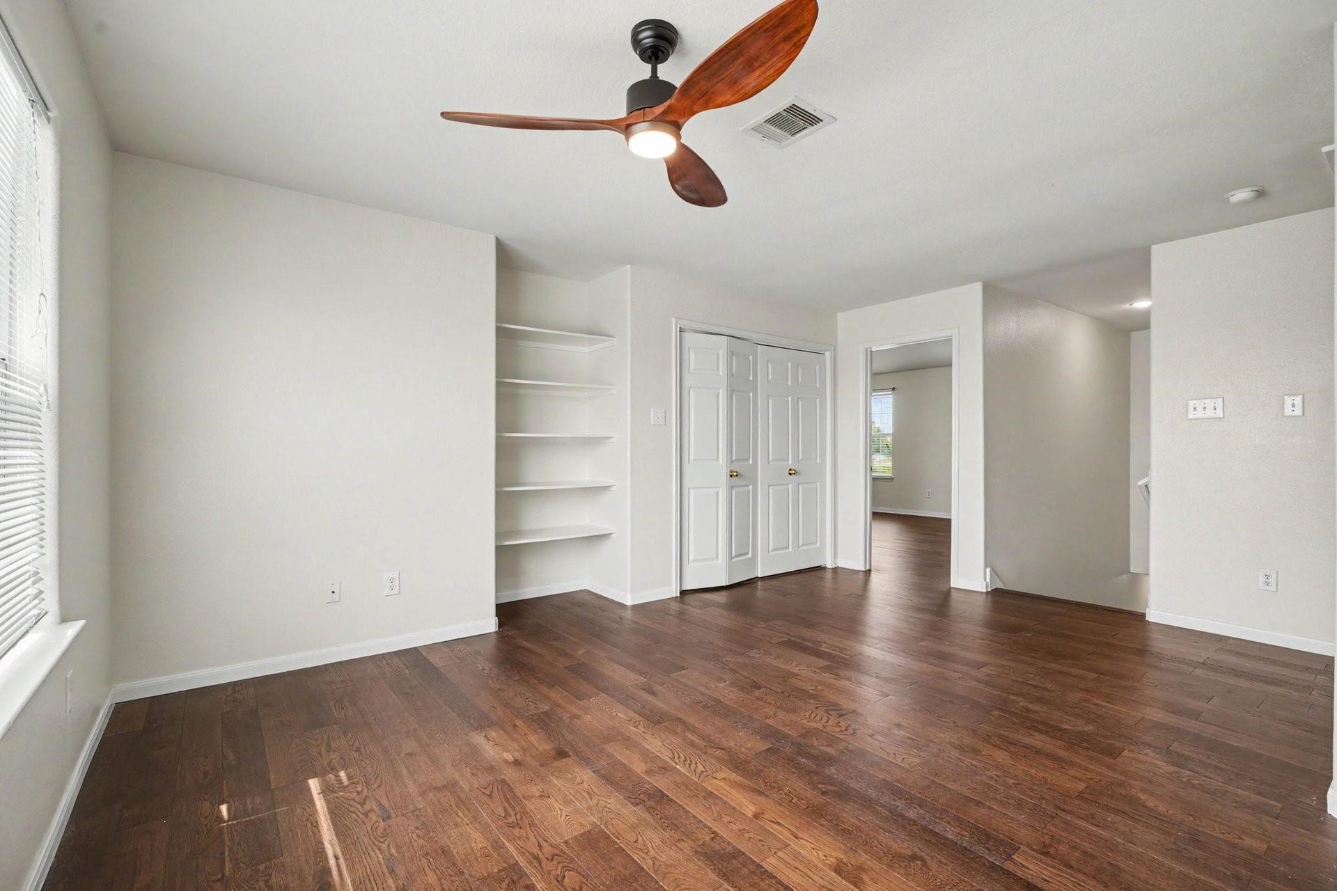 2622 Tarpon Drive, Texas City, TX 77591 Loft area upstairs