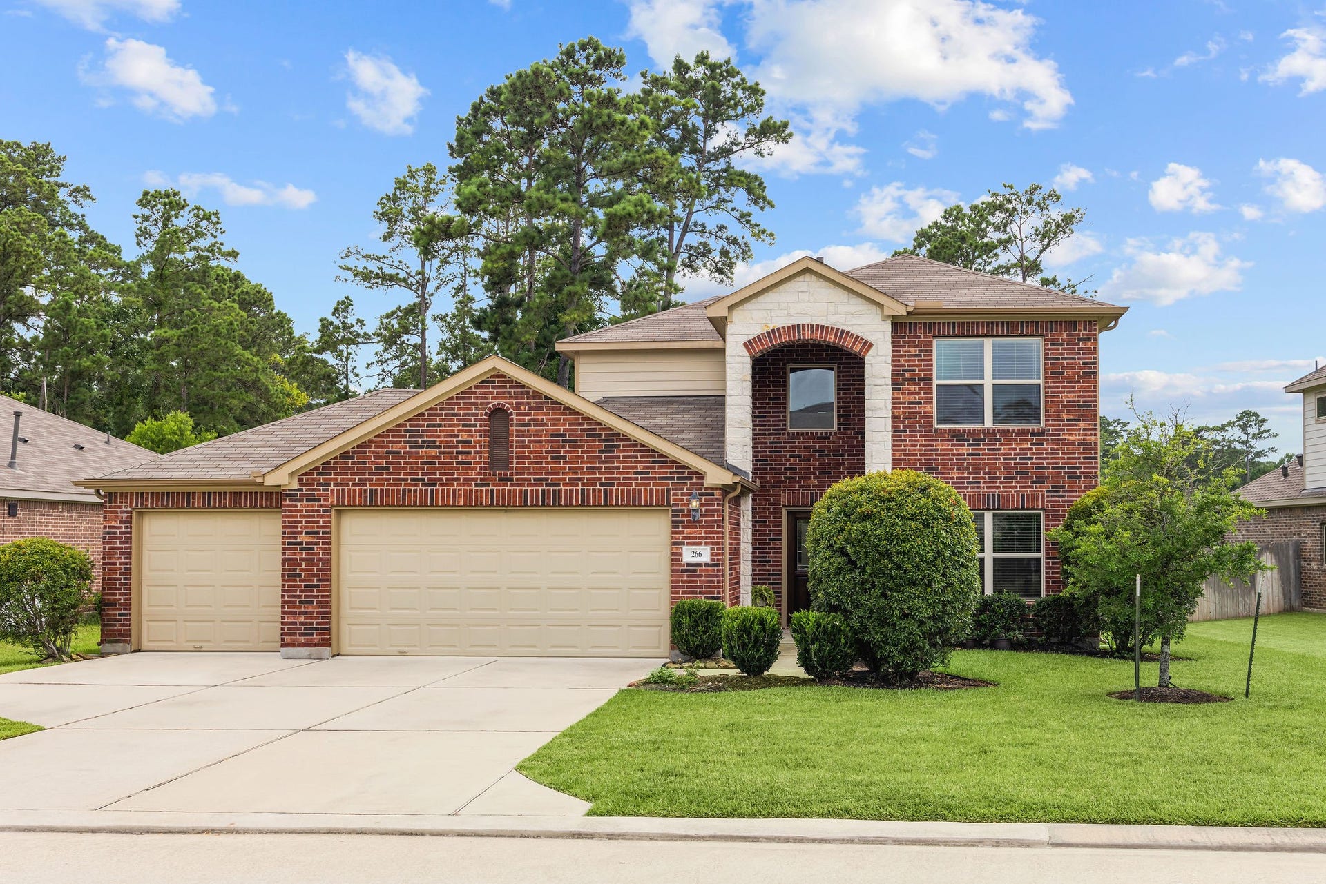 266 Stalwart Hill Trail, Magnolia, TX 77354 266 Stalwart Hill Trail, Magnolia, TX 77354