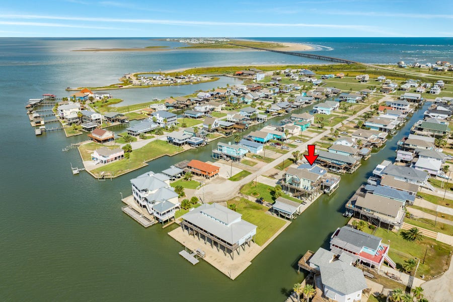 Property photo for 333 Schooner Drive, Freeport, TX
