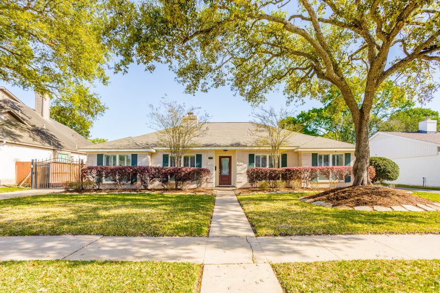 Property photo for 6134 Wigton Drive, Houston, TX