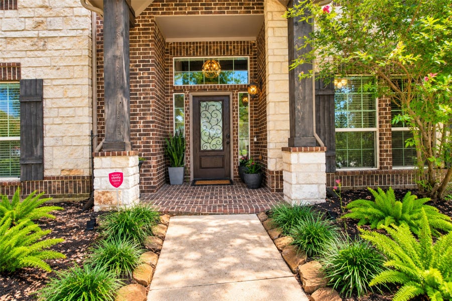 Property photo for 436 Old Orchard Court, Dickinson, TX