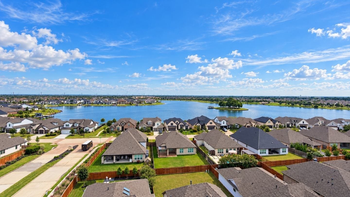 10706 Hazel Hills Drive, Cypress, TX 77433 Nestled in the heart of the sought-after Towne Lake master-planned community, this prime location places you right near picturesque lakes, scenic walking trails, and resort-style amenities.