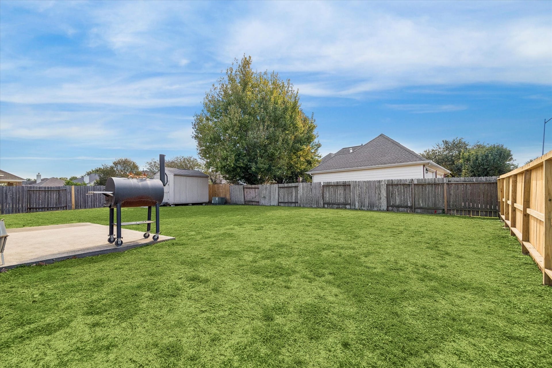 210 Chestnut Street, Baytown, TX 77520 210 Chestnut Street, Baytown, TX 77520