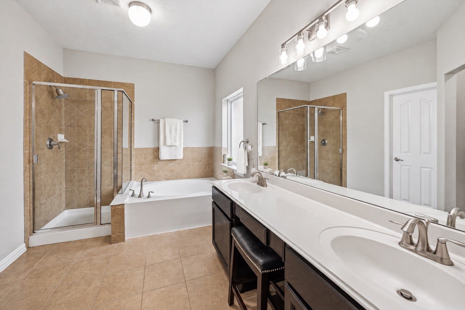 210 Chestnut Street, Baytown, TX 77520 210 Chestnut Street, Baytown, TX 77520
