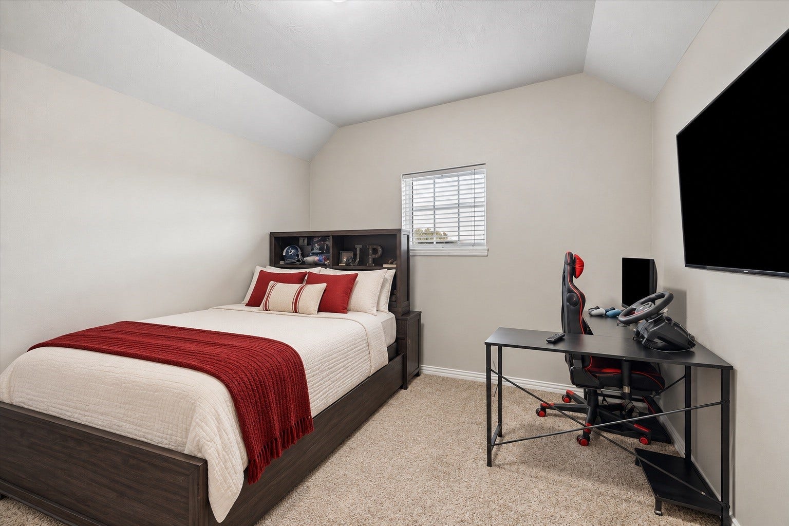 210 Chestnut Street, Baytown, TX 77520 210 Chestnut Street, Baytown, TX 77520