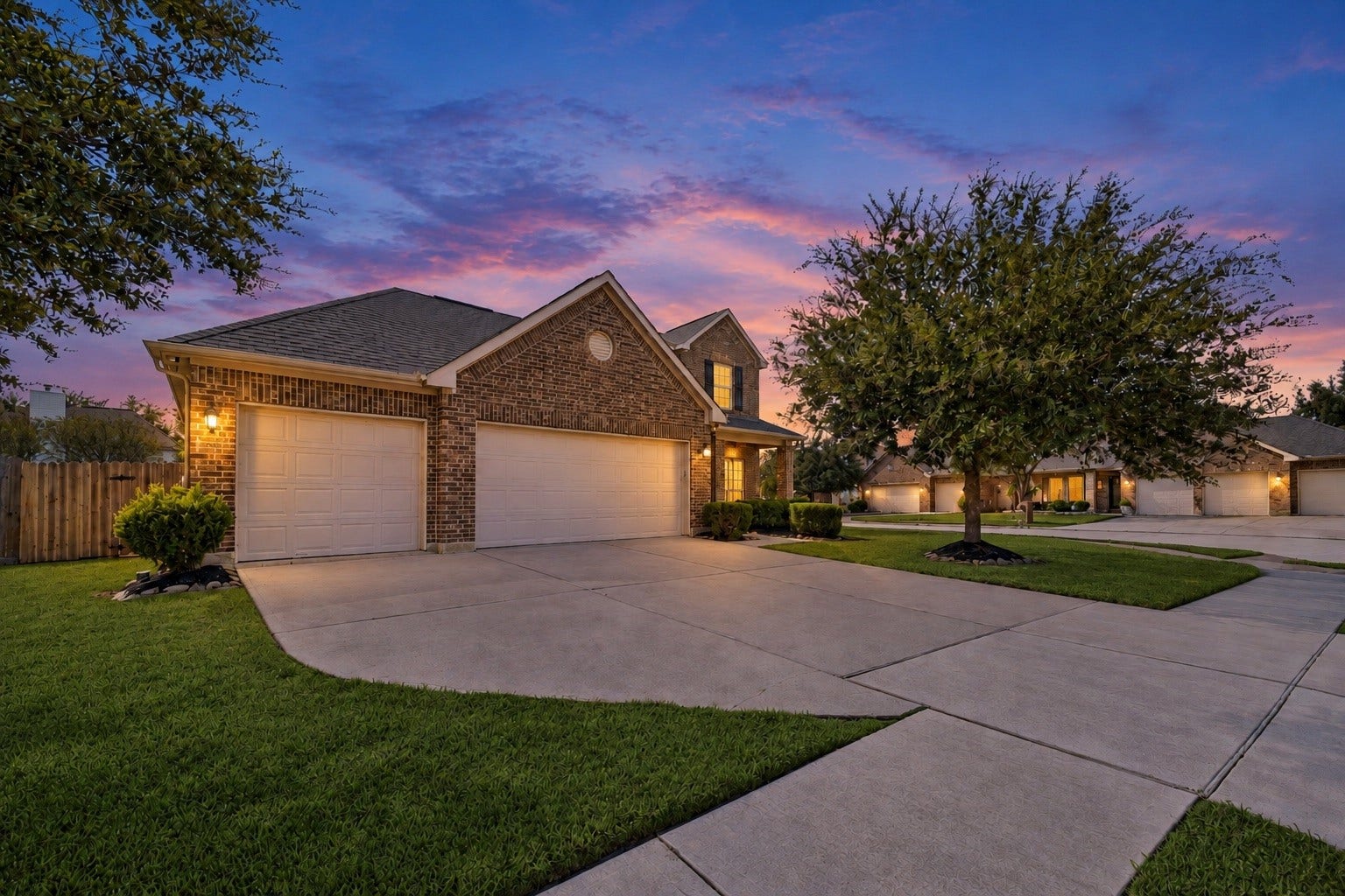 210 Chestnut Street, Baytown, TX 77520 210 Chestnut Street, Baytown, TX 77520