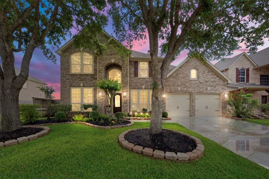 Property photo for 2711 Wild Lilac Drive, Pearland, TX