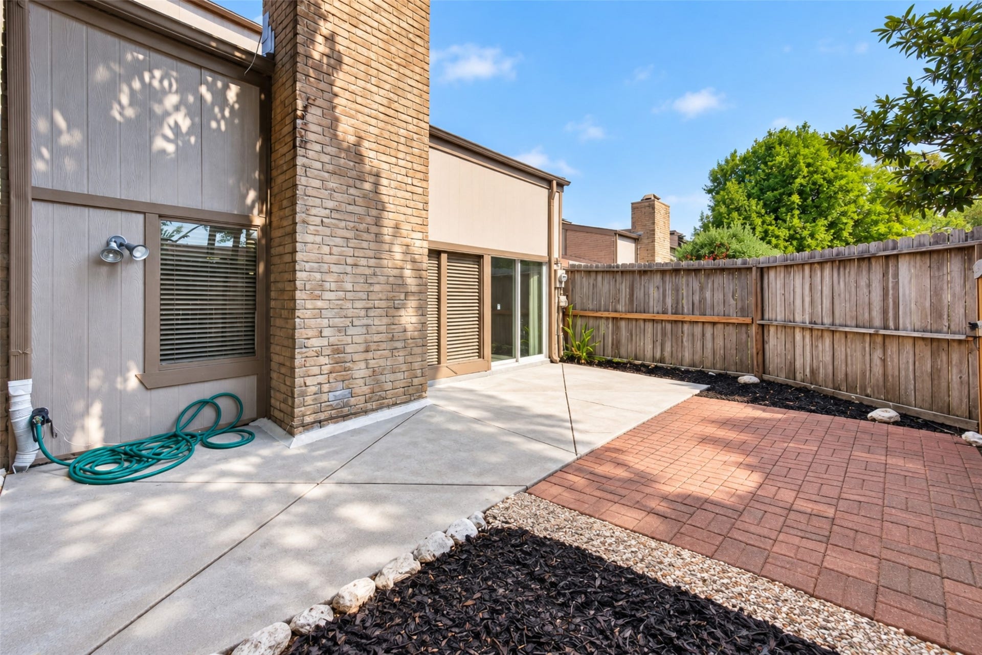 880 Tully Road, #44, Houston, TX 77079 Backyard