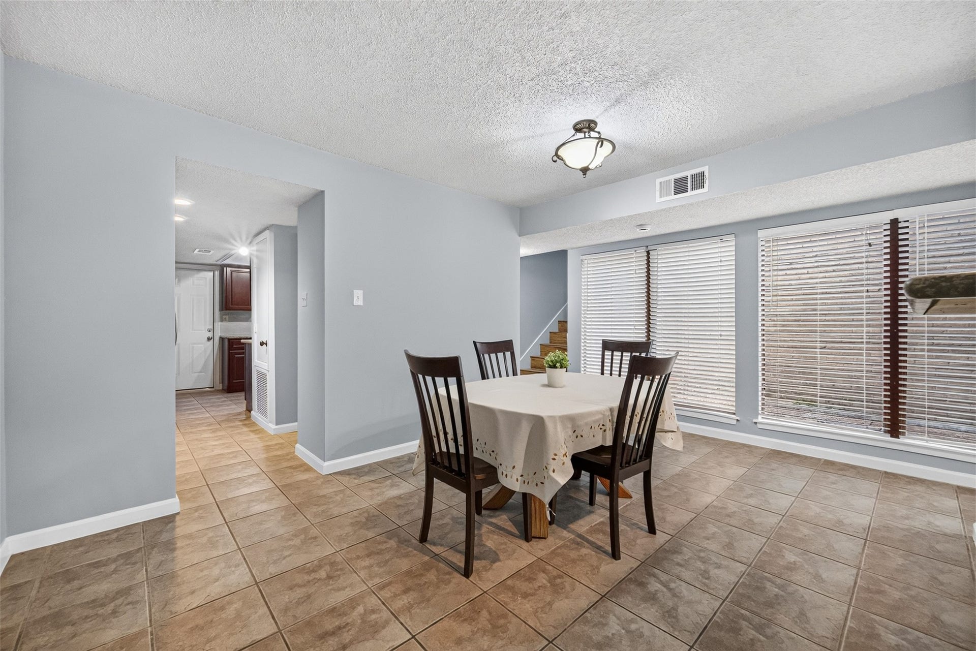 880 Tully Road, #44, Houston, TX 77079 DINING ROOM