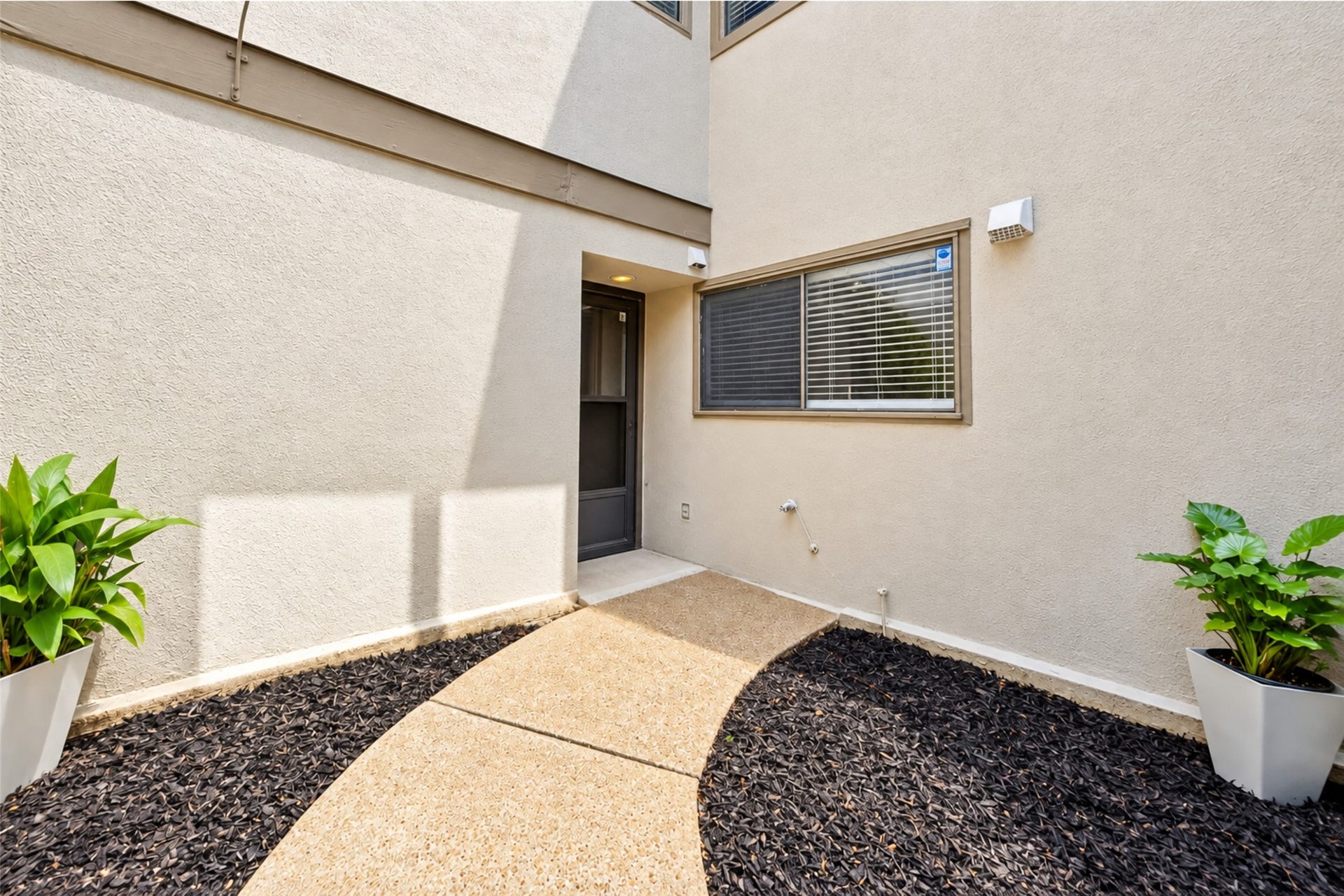 880 Tully Road, #44, Houston, TX 77079 Front Entry
