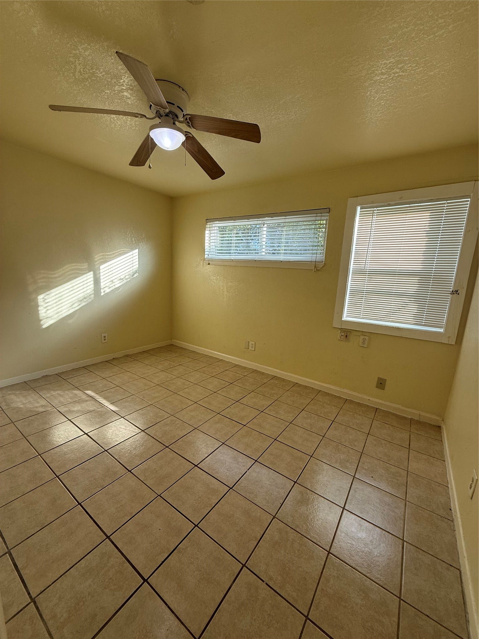 3502 Campbell Street, #1, Houston, TX 77026 Bedroom 1 view 1