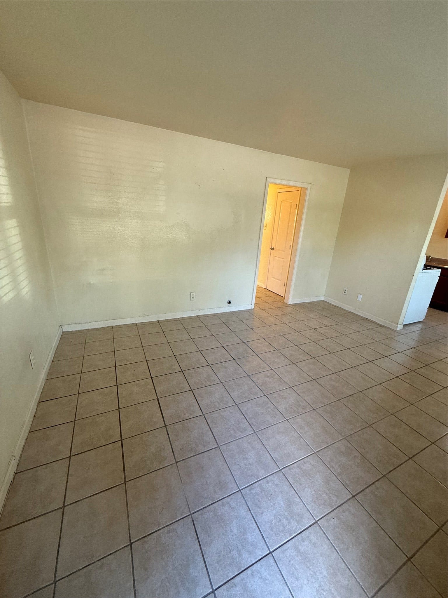 3502 Campbell Street, #1, Houston, TX 77026 Living Room view 2