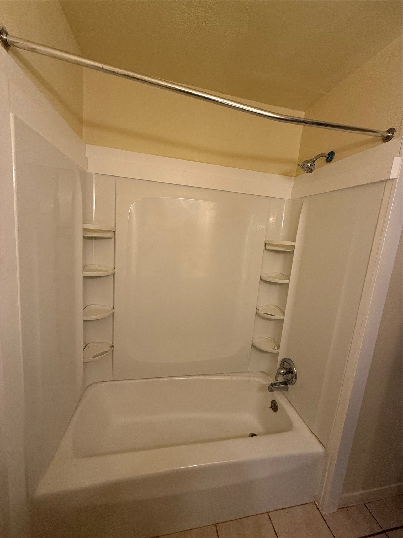 3502 Campbell Street, #1, Houston, TX 77026 Bathroom view 2