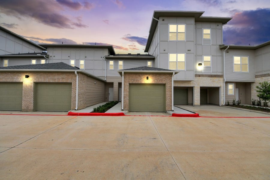 Property photo for 2002 Spring Stuebner Road, #103, Spring, TX