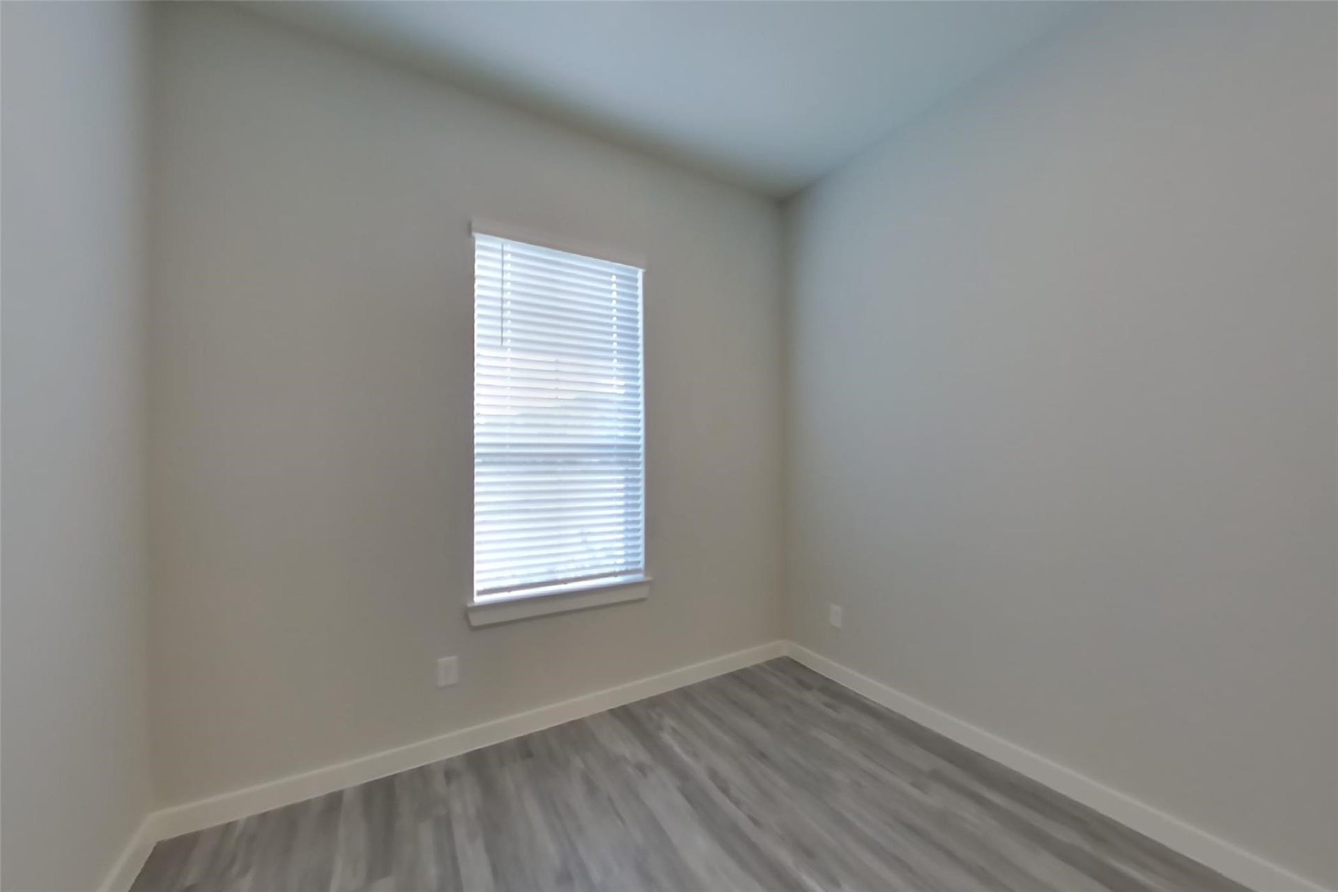 9835 Willow Creek Commerce, #212, Tomball, TX 77375