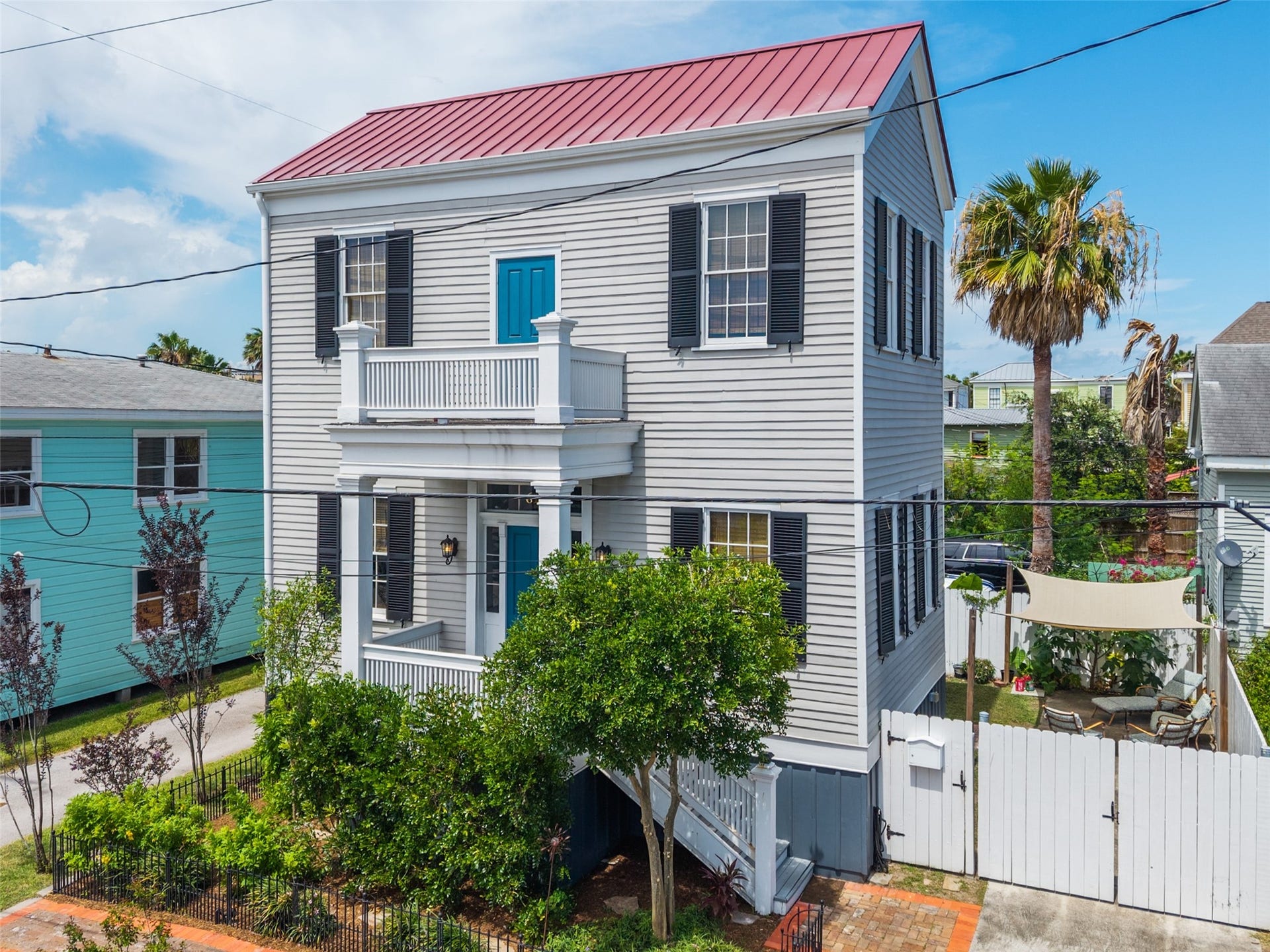 614 16th Street, Galveston, TX 77550 614 16th Street, Galveston, TX 77550