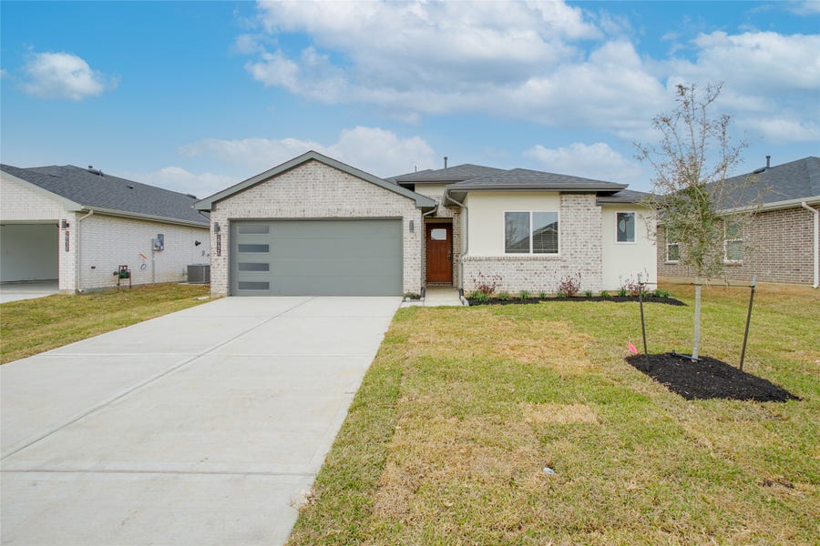 Property photo for 29414 Bryans Manor Lane, Katy, TX